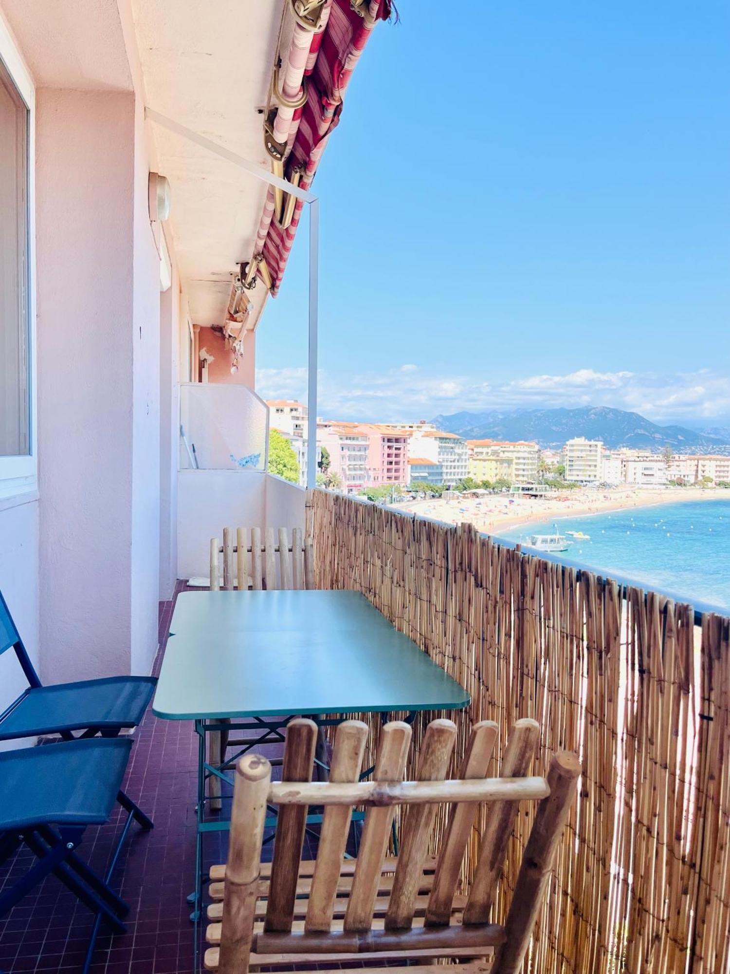 Front De Mer Beau T3 Climatise Balcon Parking Ajaccio Ajaccio  Exteriér fotografie